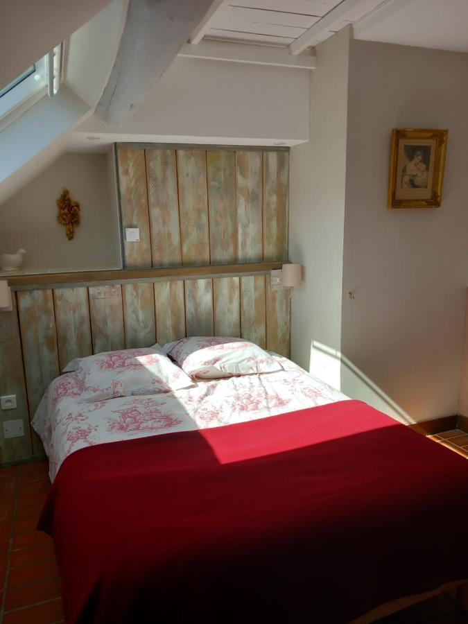 Le Portail Bleu Bed & Breakfast Chatres  Luaran gambar