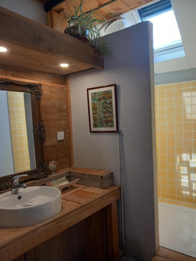 Le Portail Bleu Bed & Breakfast Chatres  Luaran gambar